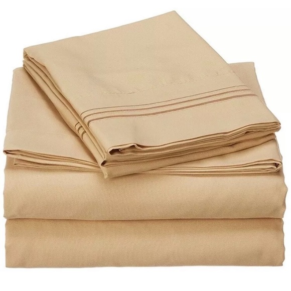 Other - Premium brushed microfiber 4 piece bed sheet Queen